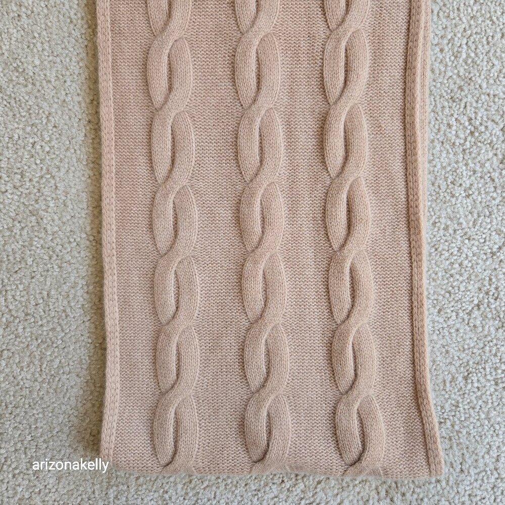 NWOT Cashmere Cable Knit Infinity Scarf - Picture 1 of 6